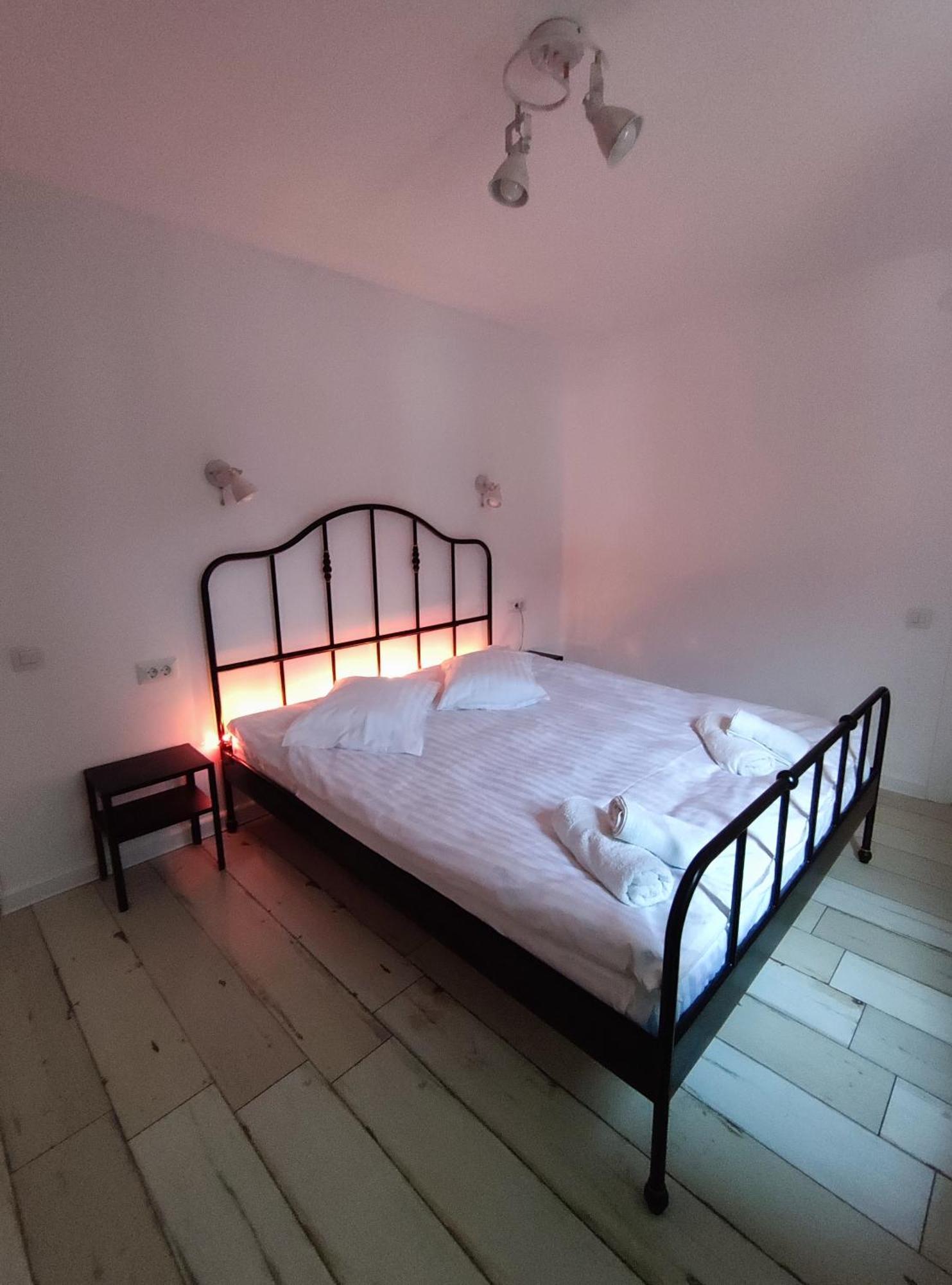 Cozy Attic Azuga Phòng bức ảnh